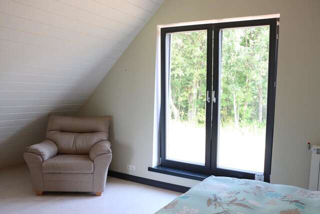 Дома для отпуска Piesta Kuusikaru riverside cottage in Soomaa region Kullimaa-11
